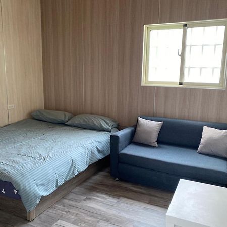 Taichung Hsr Homestay Exterior photo